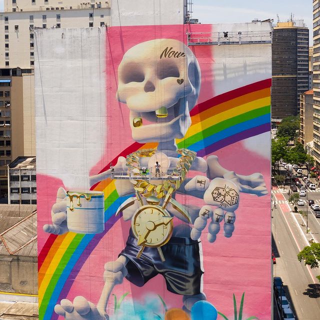 Balancim Elétrico Urbe utilizado em pintura de painel