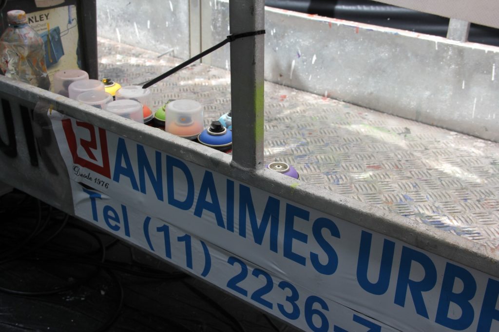 Andaimes Urbe São Paulo Painel Kobra Niemeyer